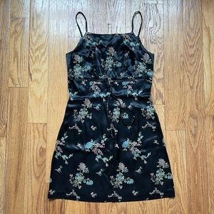 Vintage 90s Asian-Inspired Floral Mini Dress (XS or S)